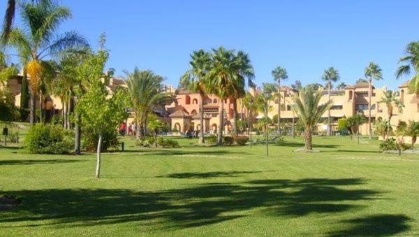 Sale of flat in Piso en Urbanizacion Cartuja del Golf, 12, Benatalaya, Estepona, Estepona
 photo 3