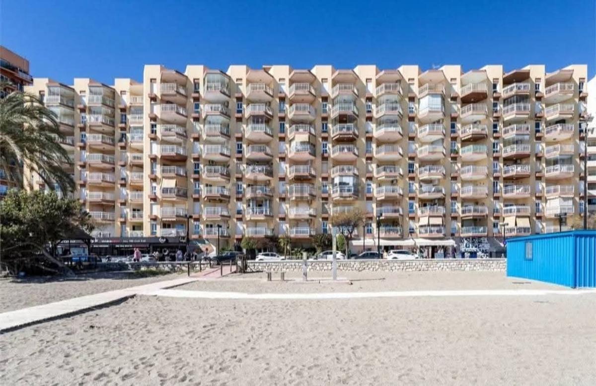 Продажа квартиры на Piso en Paseo Marítimo Rey de España, Zona Puerto Deportivo, Fuengirola, Фуэнхирола
photo 2