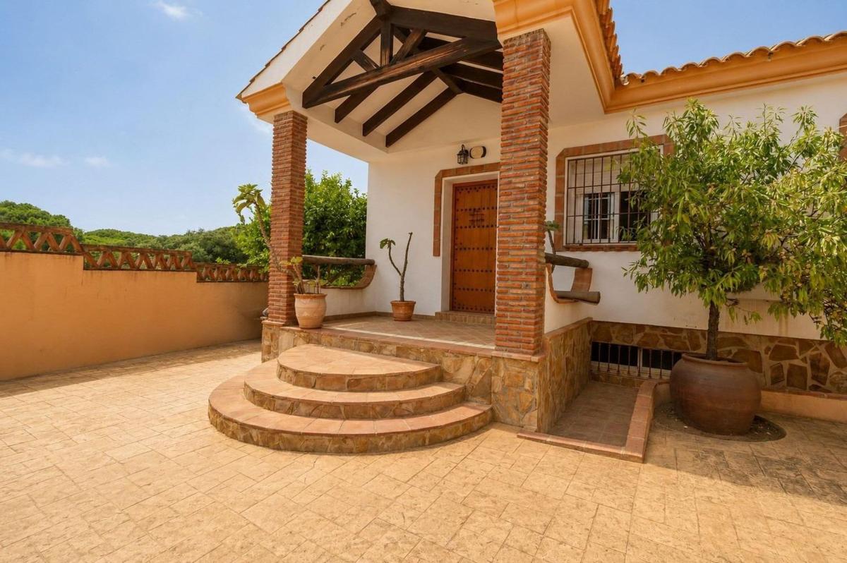 Propiedades en venta y alquiler en España photo 4