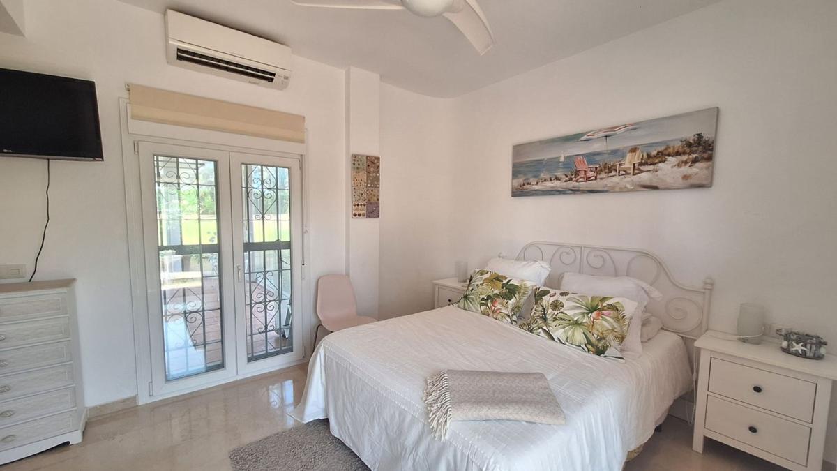 Venta de piso en Piso en Estepona Golf, Estepona, Estepona
 photo 5