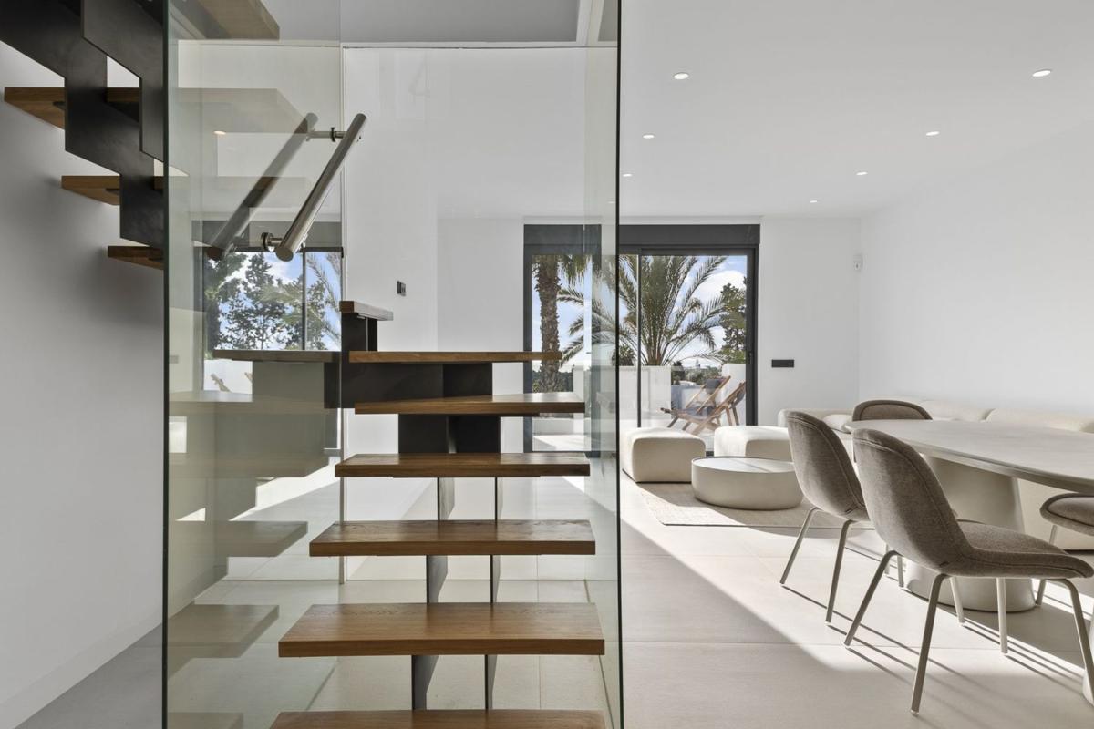 Продажа дуплекса на Dúplex en Paraiso-Barronal, Estepona, Эстепона photo 5