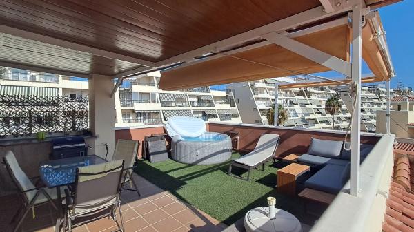 Duplex for sale on Dúplex en Calle Ancla, 6, Zona Centro Comercial Torrequebrada, Benalmádena, Benalmádena photo 1