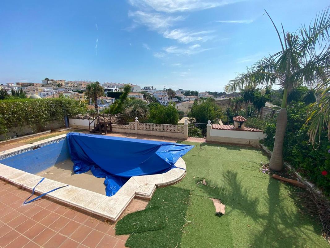 Properties for sale and rent in Spain photo 5