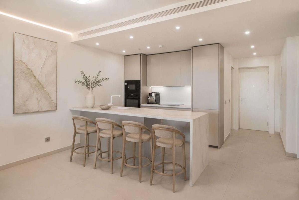 Venta de piso en Piso en El Higuerón, Fuengirola, Fuengirola
photo 2