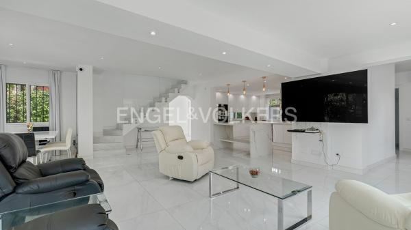 Casa o chalet independiente en Calle Benaojan, Sierra Blanca, Marbella thumbnail 3