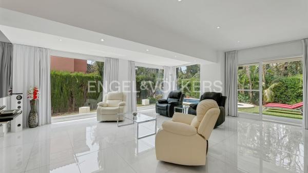 Casa o chalet independiente en Calle Benaojan, Sierra Blanca, Marbella photo 4