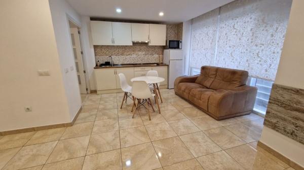 Venta de piso en Piso en Zona Puerto Deportivo, Fuengirola, Fuengirola
 photo 1