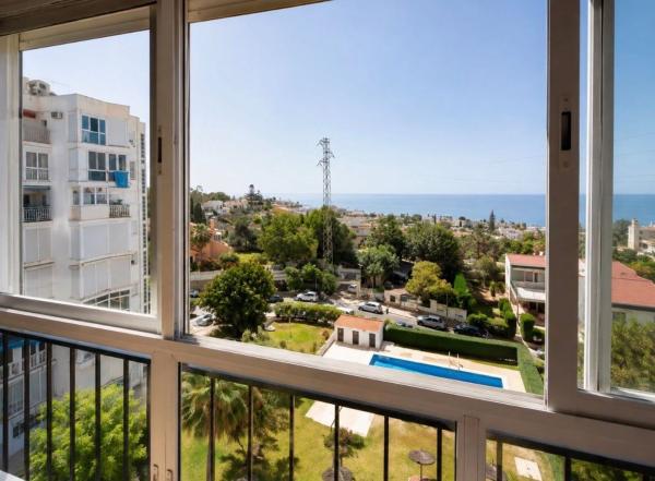 Sale of flat in Piso en Calle Hermanos Álvarez Quintero, 1, La Cala del Moral, Rincón de la Victoria, Rincón de la Victoria
thumbnail 1
