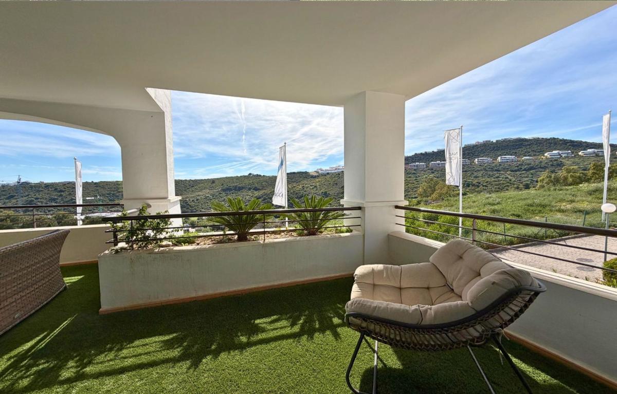Продажа квартиры на Piso en Royal Golf Casares, 61, Casares Golf - Casares del Sol, Casares, Касарес
photo 2