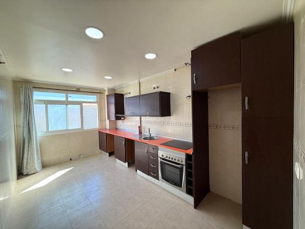 Sale of flat in Piso en Calle Plateros, Camino Viejo de Málaga, Vélez-Malaga, Vélez-Málaga
thumbnail 2