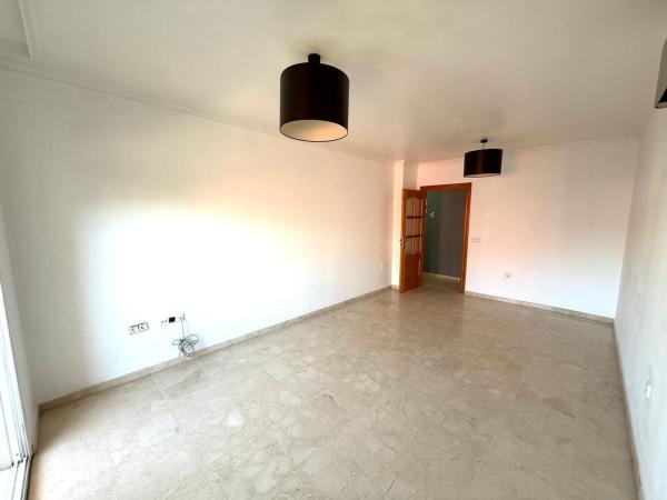 Sale of flat in Piso en Calle Plateros, Camino Viejo de Málaga, Vélez-Malaga, Vélez-Málaga
 photo 4