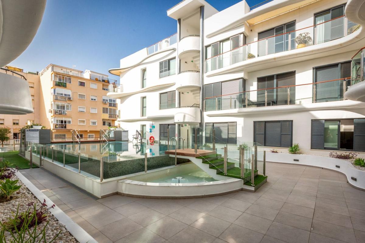 Sprzedaż duplexu w Dúplex en Avenida Andalucía, 7 -1, Centro, Estepona, Estepona photo 2