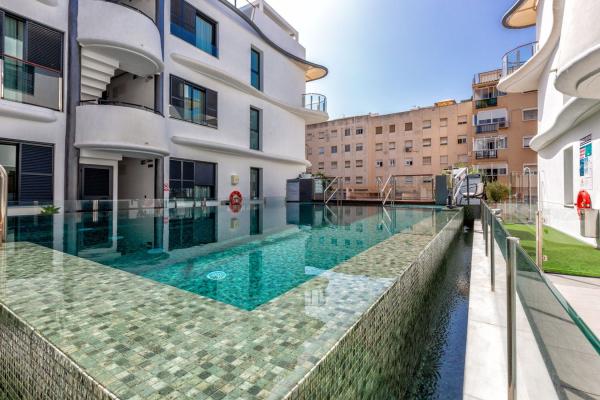 Duplex en venta en Dúplex en Avenida Andalucía, 7 -1, Centro, Estepona, Estepona photo 3