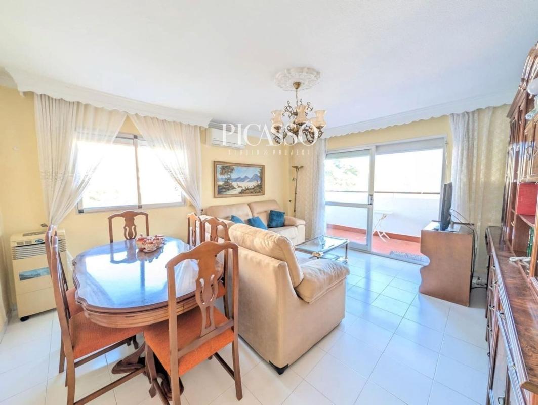 Sale of apartment in Piso en Calle Ramos Puente, Loma de los Riscos, Torremolinos, Torremolinos
photo 4