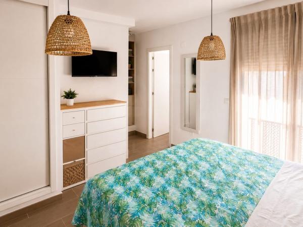 Chalet adosado en thumbnail 2