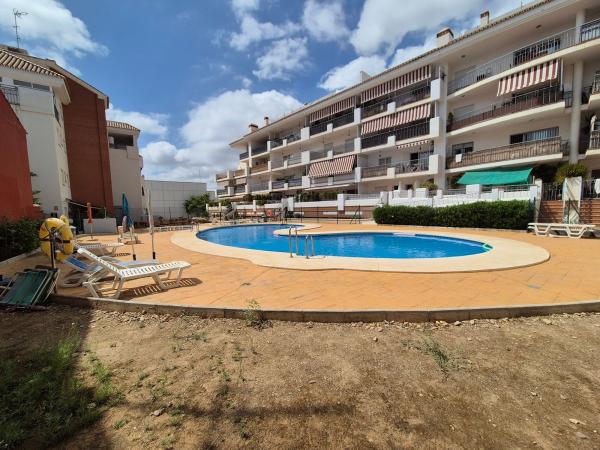 Sale of flat in Piso en Calle Artemisa, 4, Los Pacos, Fuengirola, Fuengirola
photo 1