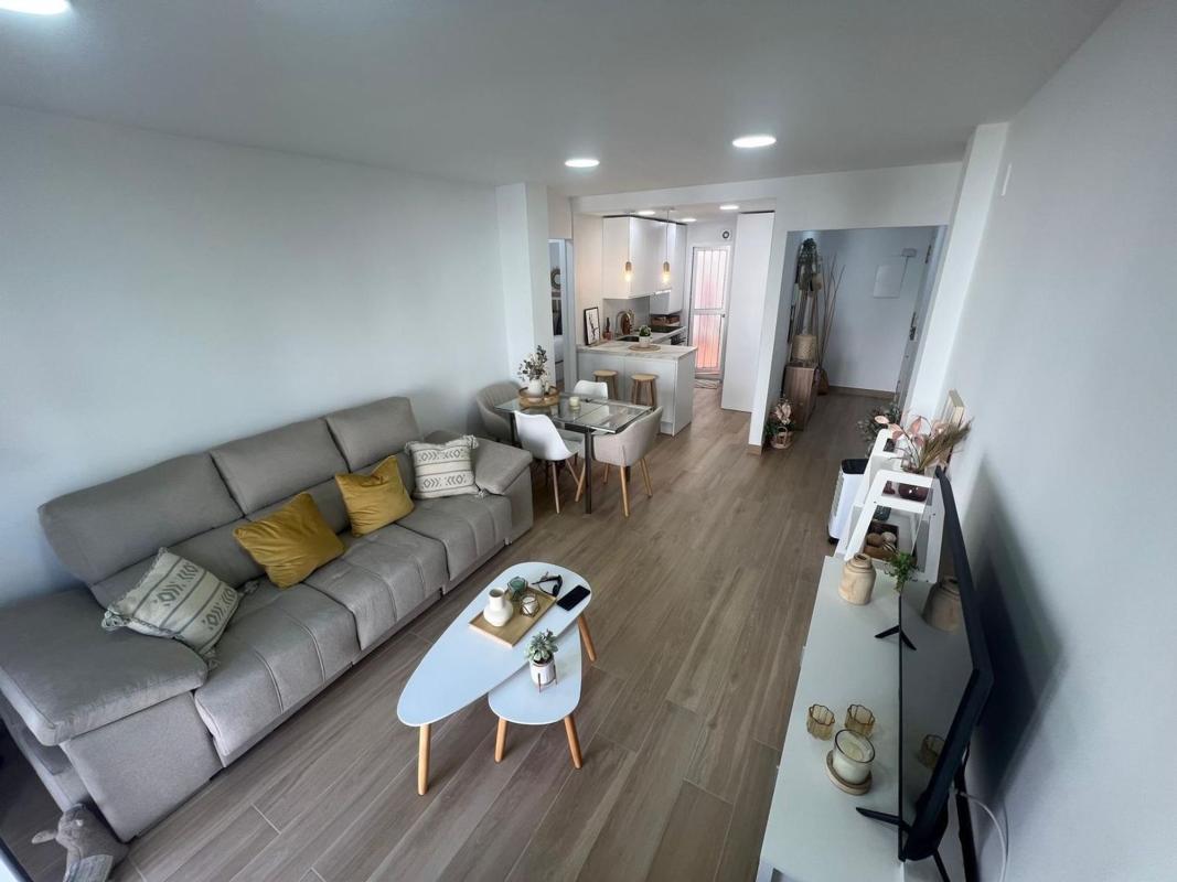 Venta de piso en Piso en Calle Cristóbal Ruiz Méndez s/n, Huerta Nueva, Estepona, Estepona
photo 1