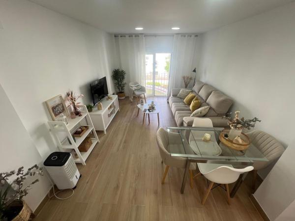 Venta de piso en Piso en Calle Cristóbal Ruiz Méndez s/n, Huerta Nueva, Estepona, Estepona
thumbnail 2
