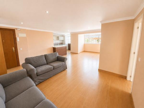 Venta de piso en Piso en Avenida de la Constitución, San Pedro Pueblo, Marbella, Marbella
photo 1