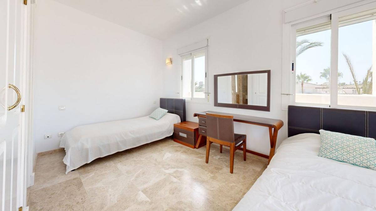 Venta de duplex en Dúplex en Calle Arriate, 16, La Dama de Noche-La Alzambra, Marbella, Marbella photo 3