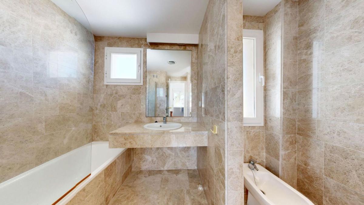 Venta de duplex en Dúplex en Calle Arriate, 16, La Dama de Noche-La Alzambra, Marbella, Marbella photo 5