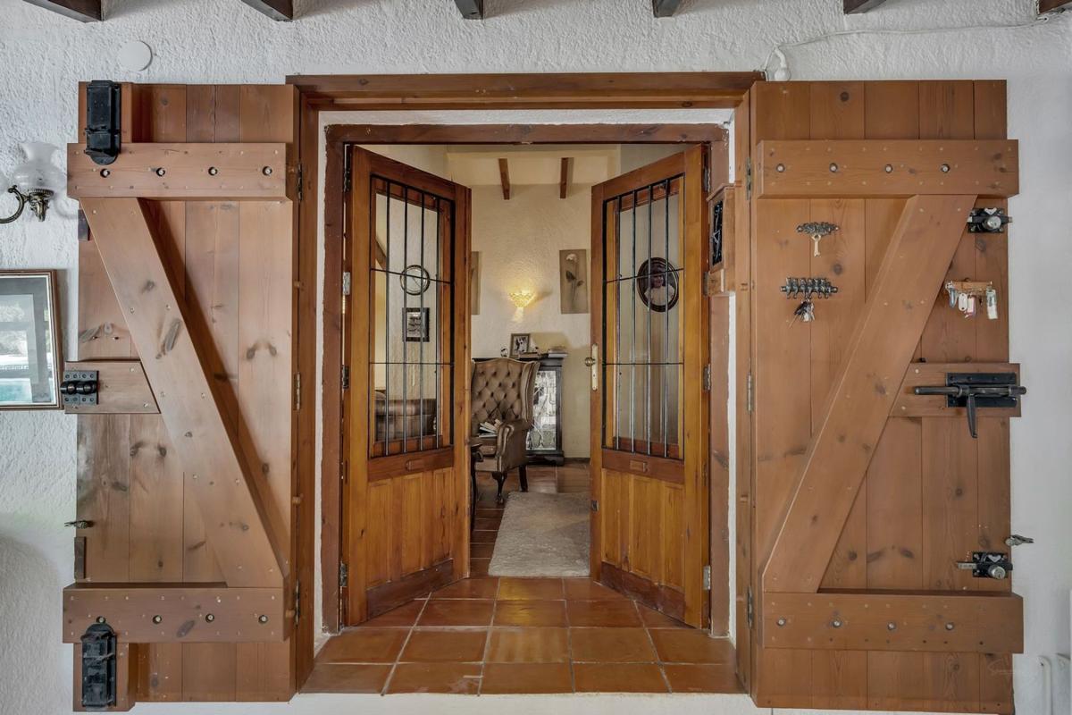 Properties for sale and rent in Spain photo 4