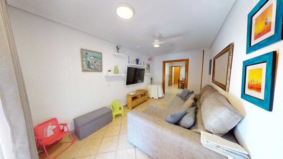 Venta de piso en Piso en Almoradi, 7, Playa de los Náufragos, Torrevieja, Torrevieja
photo 3