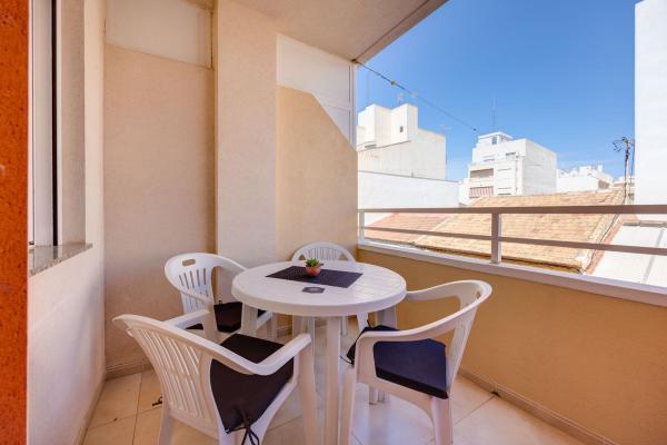 Sprzedaż mieszkania w Piso en Calle Joaquín Chapaprieta, 105, El Molino, Torrevieja, Torrevieja
 photo 2