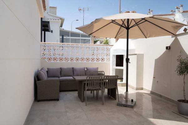 Chalet adosado en Calle Aquiles, Torreblanca, Torrevieja photo 4