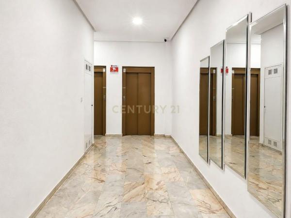 Sale of flat in Piso en Calle la Loma s/n, Avenida Habaneras - Curva de Palangre, Torrevieja, Torrevieja
 photo 1