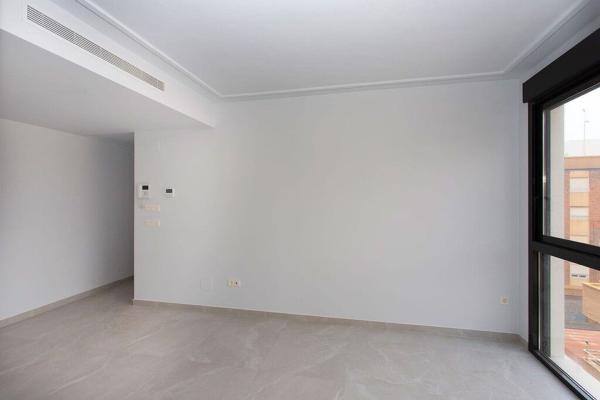 Продажа квартиры на Piso en Las Piscinas Naturales, Torrevieja, Торревьеха
 photo 3