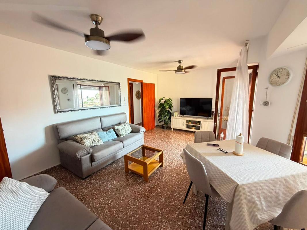 Продажа квартиры на Piso en Avenida Virgen del Carmen, Los Europeos, Torrevieja, Торревьеха
 photo 3