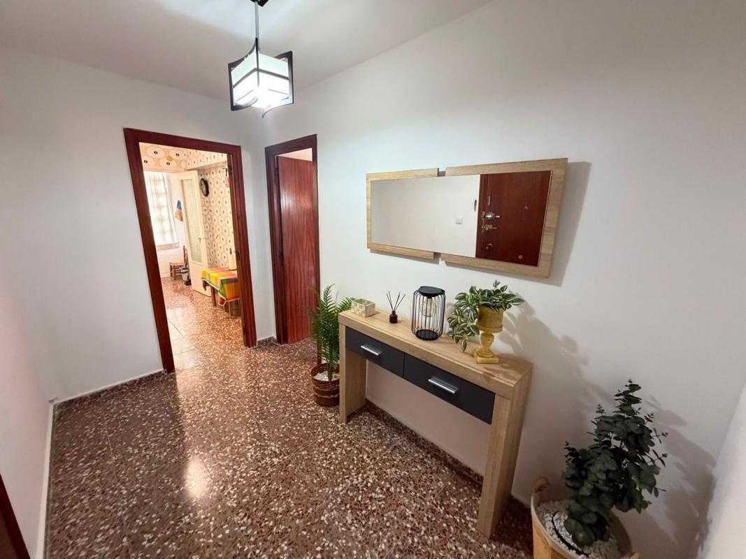 Продажа квартиры на Piso en Avenida Virgen del Carmen, Los Europeos, Torrevieja, Торревьеха
 photo 5