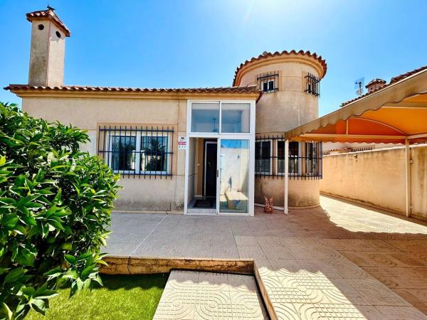 Casa o chalet independiente en La Siesta - El Salado - Torreta, Torrevieja photo 1