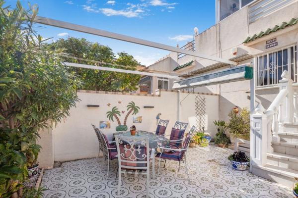 Mieszkanie na sprzedaż w  Piso en La Siesta - El Salado - Torreta, Torrevieja, Torrevieja photo 1