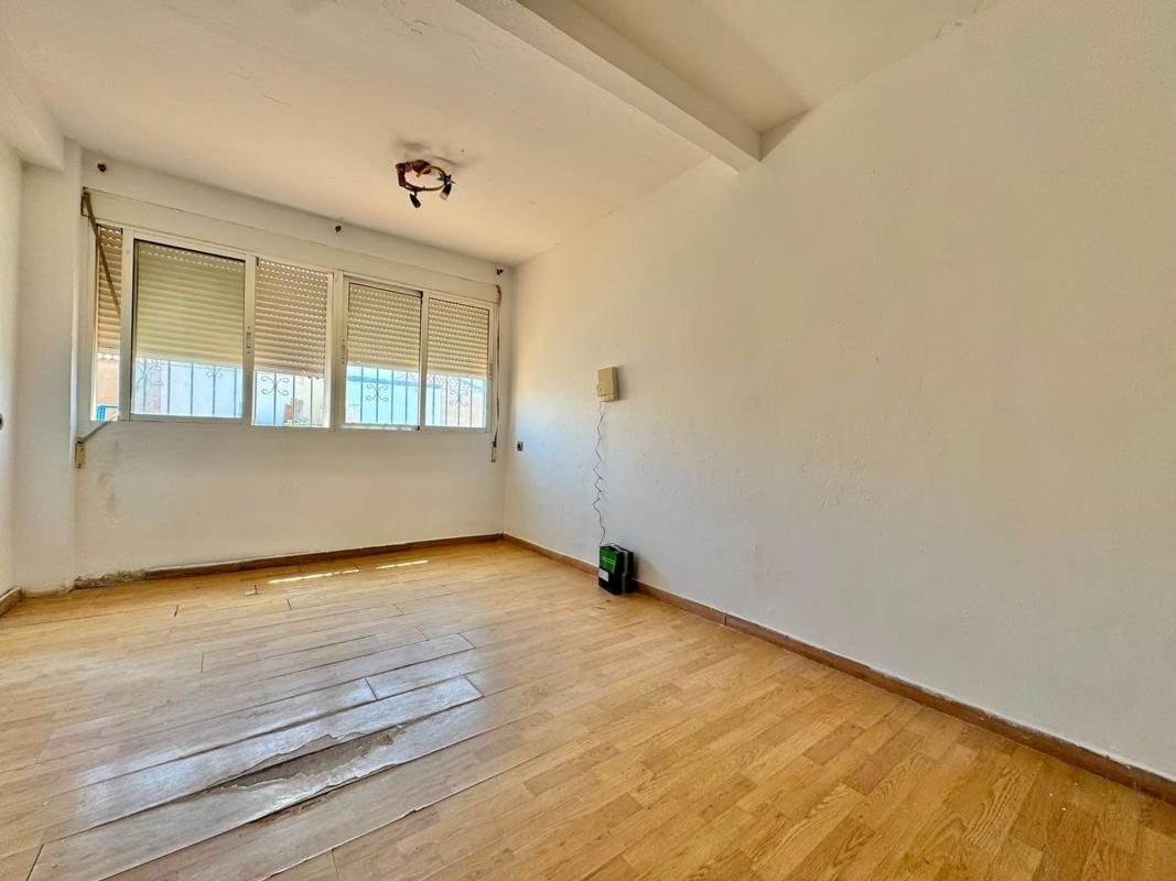 Venta de piso en Piso en Playa de los Náufragos, Torrevieja, Torrevieja
photo 2