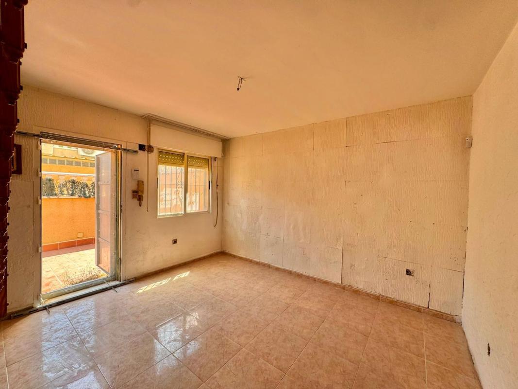 Venta de piso en Piso en Playa de los Náufragos, Torrevieja, Torrevieja
photo 5