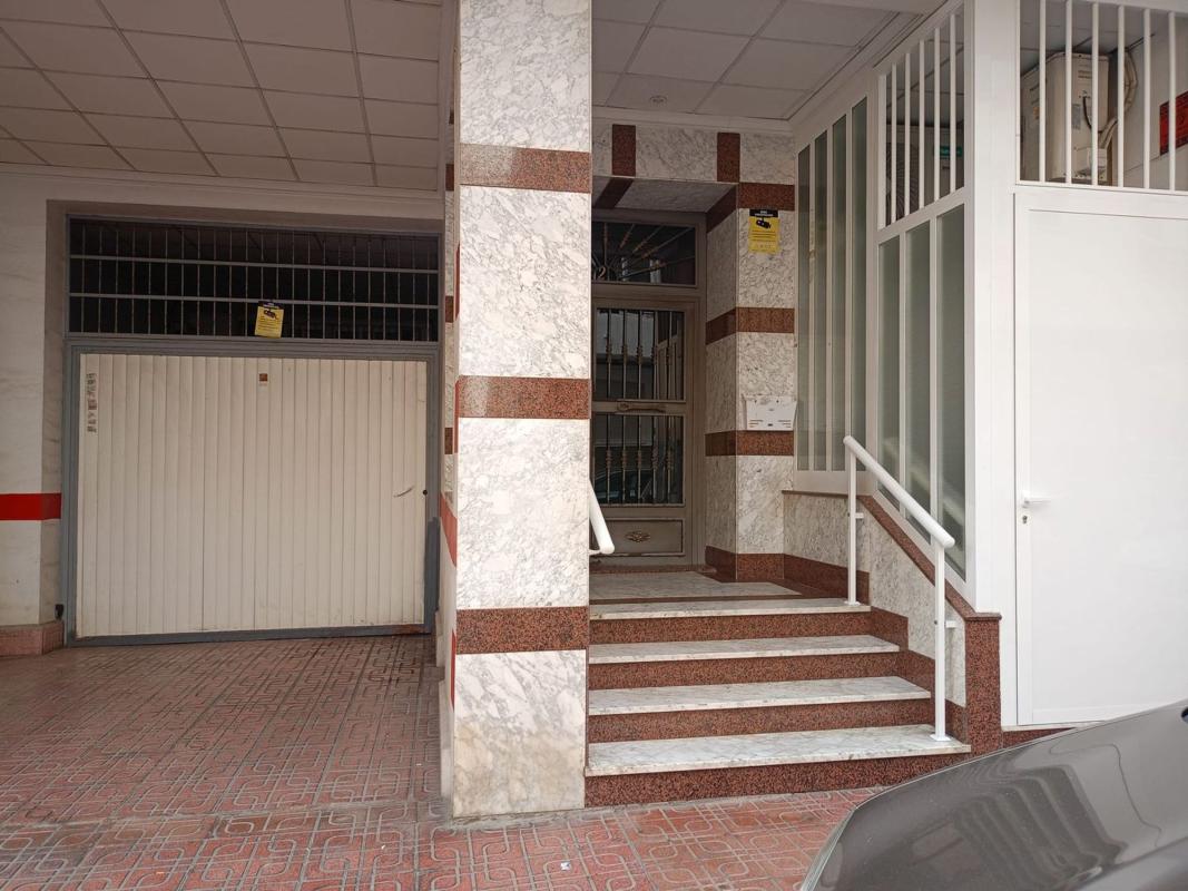 Sprzedaż mieszkania w Piso en Calle Monteagudo, 21, El Acequión, Torrevieja, Torrevieja
photo 3