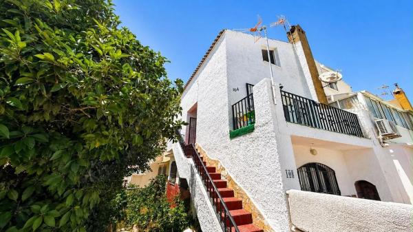 Venta de piso en Piso en Nueva Torrevieja, Torrevieja, Torrevieja
 photo 1