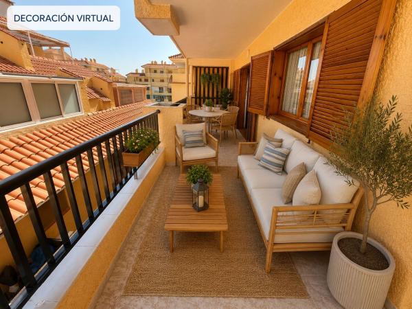 Venta de piso en Piso en Avenida Suiza, 63, Los Europeos, Torrevieja, Torrevieja
photo 1