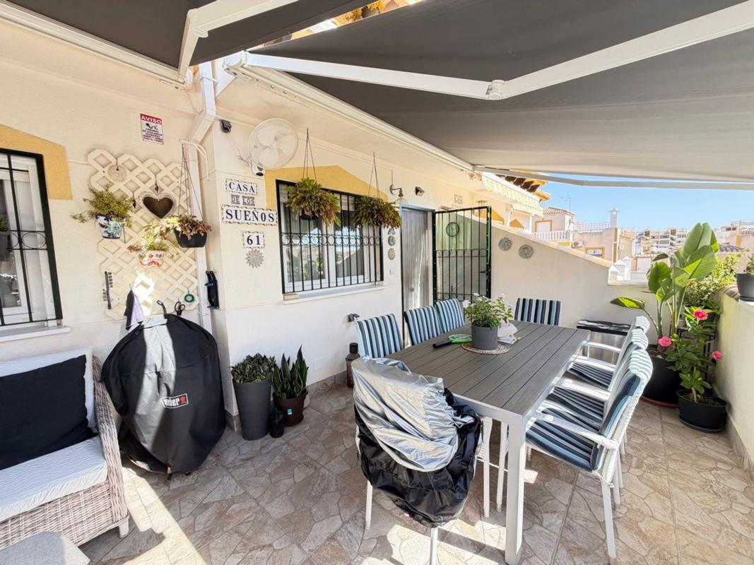Sprzedaż szeregowego domku w Chalet adosado en Calle Moncayo, Los Balcones - Los Altos del Edén, Torrevieja , Torrevieja photo 5