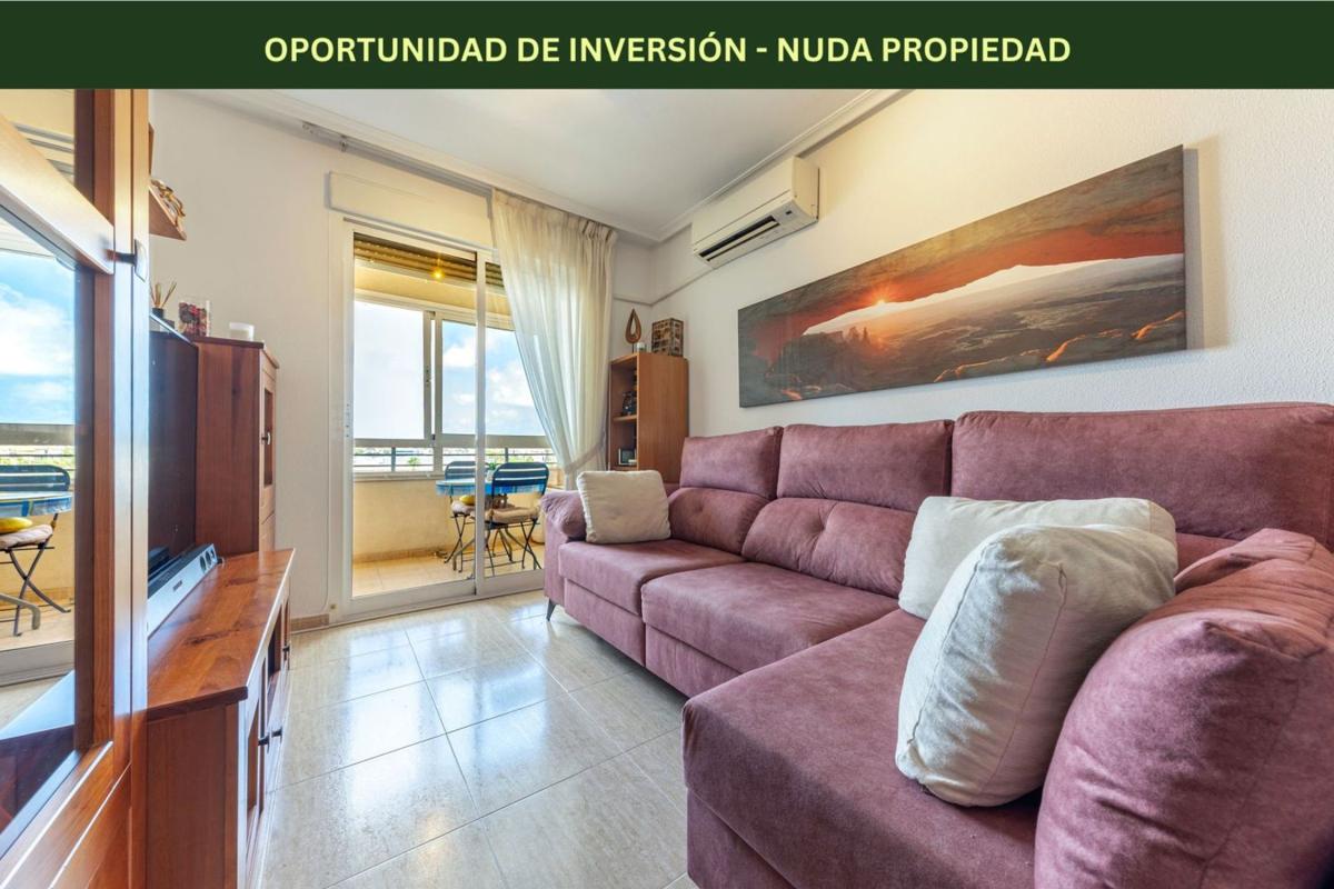 Venta de piso en Piso en Juan Mateo Garcia, El Molino, Torrevieja, Torrevieja
 photo 2