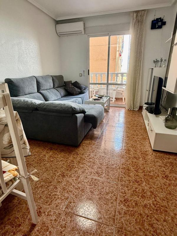 Sale of apartment in Piso en Calle Villa Madrid, 41, Parque de las Naciones, Torrevieja, Torrevieja
 photo 3