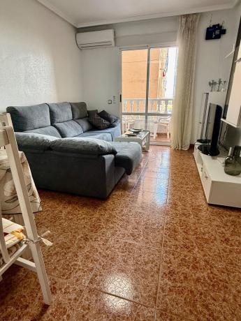 Venta de piso en Piso en Calle Villa Madrid, 41, Parque de las Naciones, Torrevieja, Torrevieja
 photo 3