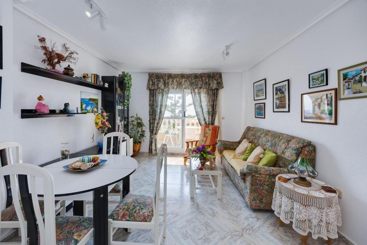 Venta de piso en Piso en Miramar - Torre del Moro, Torrevieja, Torrevieja
photo 5