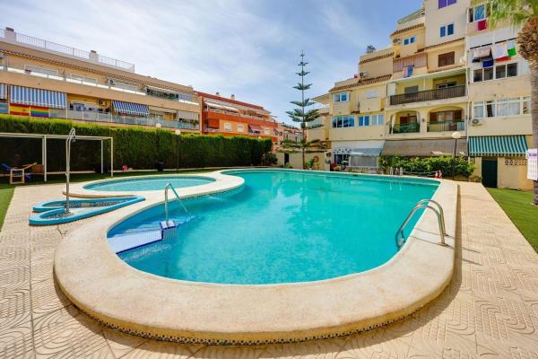 Venta de piso en Piso en Nueva Torrevieja, Torrevieja, Torrevieja
 photo 3