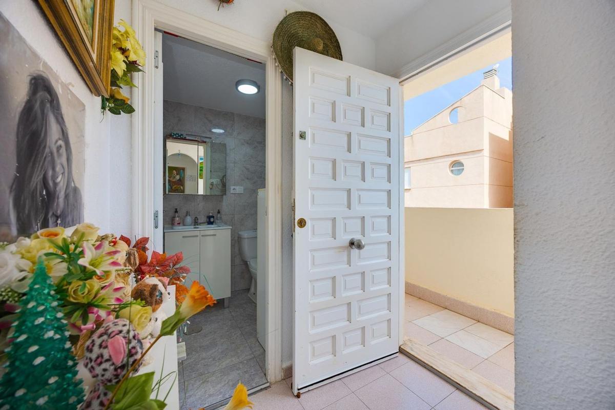 Venta de piso en Piso en Nueva Torrevieja, Torrevieja, Torrevieja
photo 4