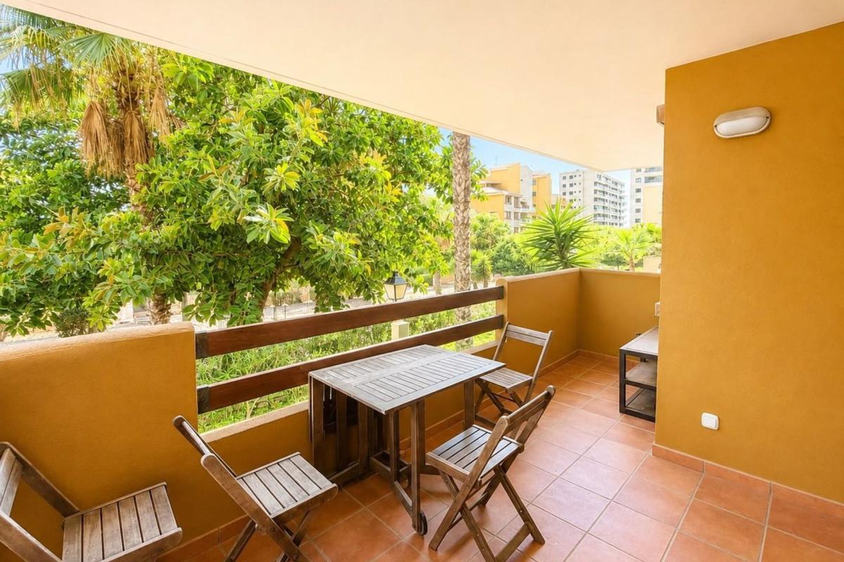 Venta de piso en Piso en Calle Ciclón, Punta Prima, Torrevieja, Torrevieja
 photo 5
