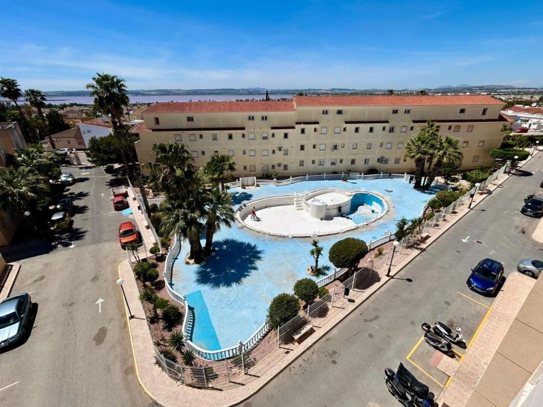Sprzedaż mieszkania w Piso en La Siesta - El Salado - Torreta, Torrevieja, Torrevieja
photo 5