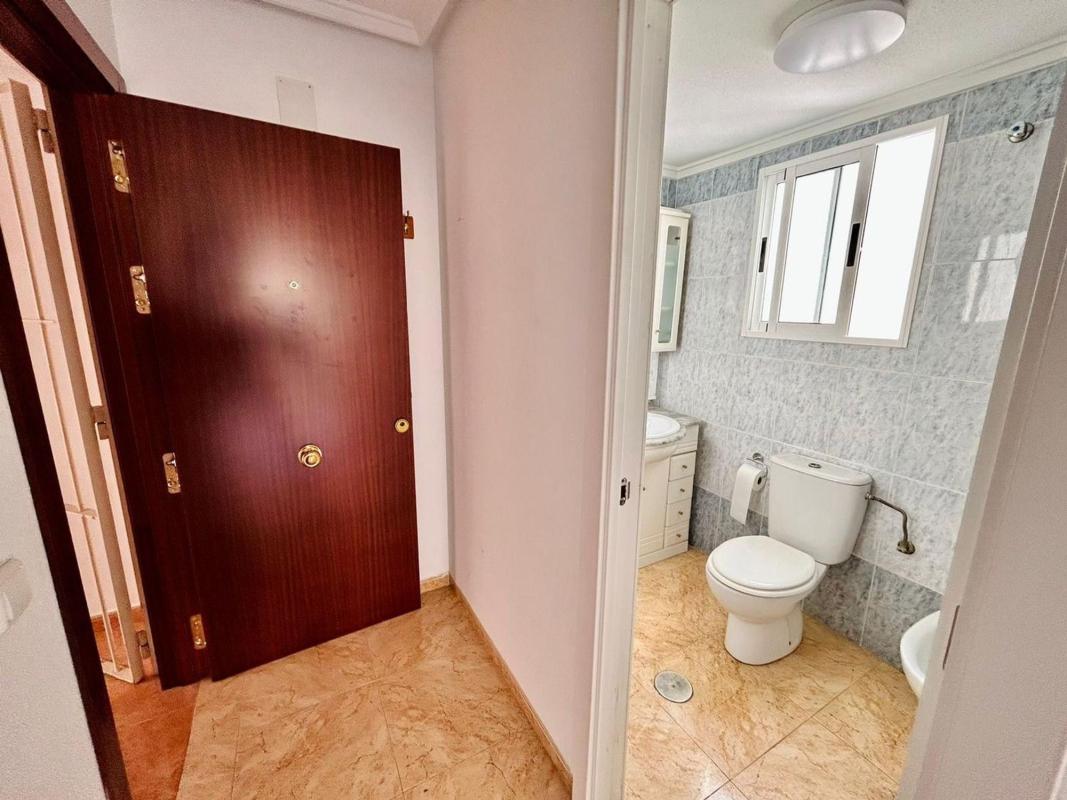 Venta de piso en Piso en El Molino, Torrevieja, Torrevieja
 photo 4